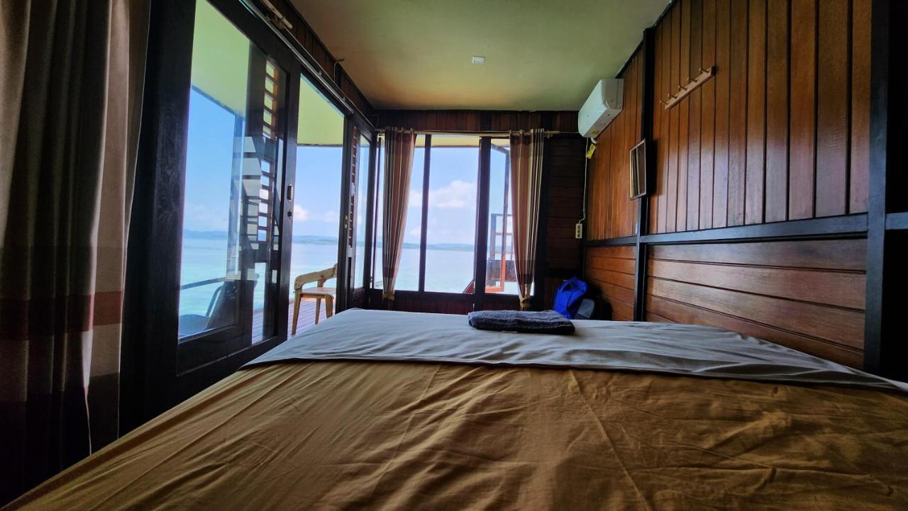 Terimakasih Homestay Pulau Mansuar Экстерьер фото