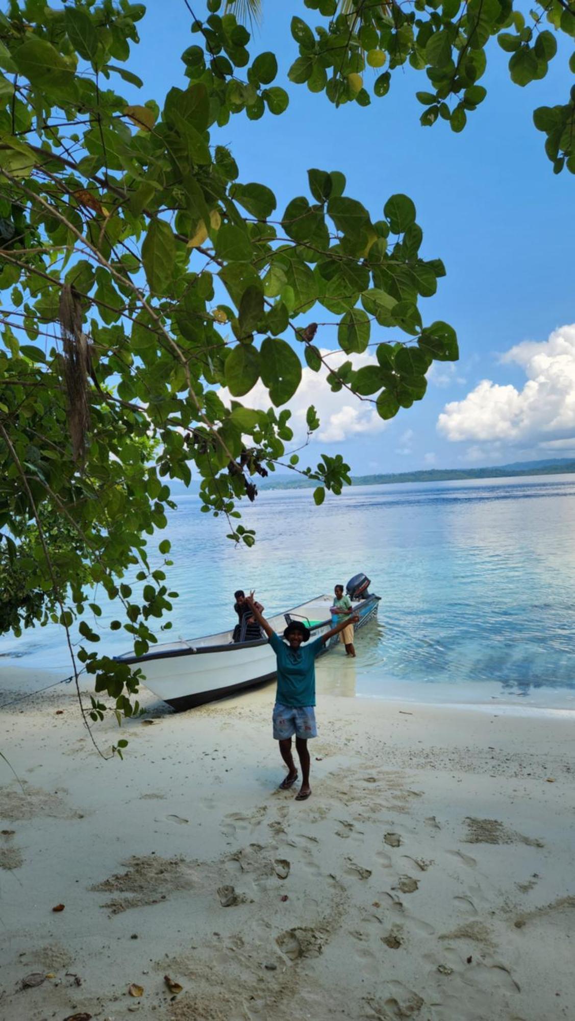 Terimakasih Homestay Pulau Mansuar Экстерьер фото